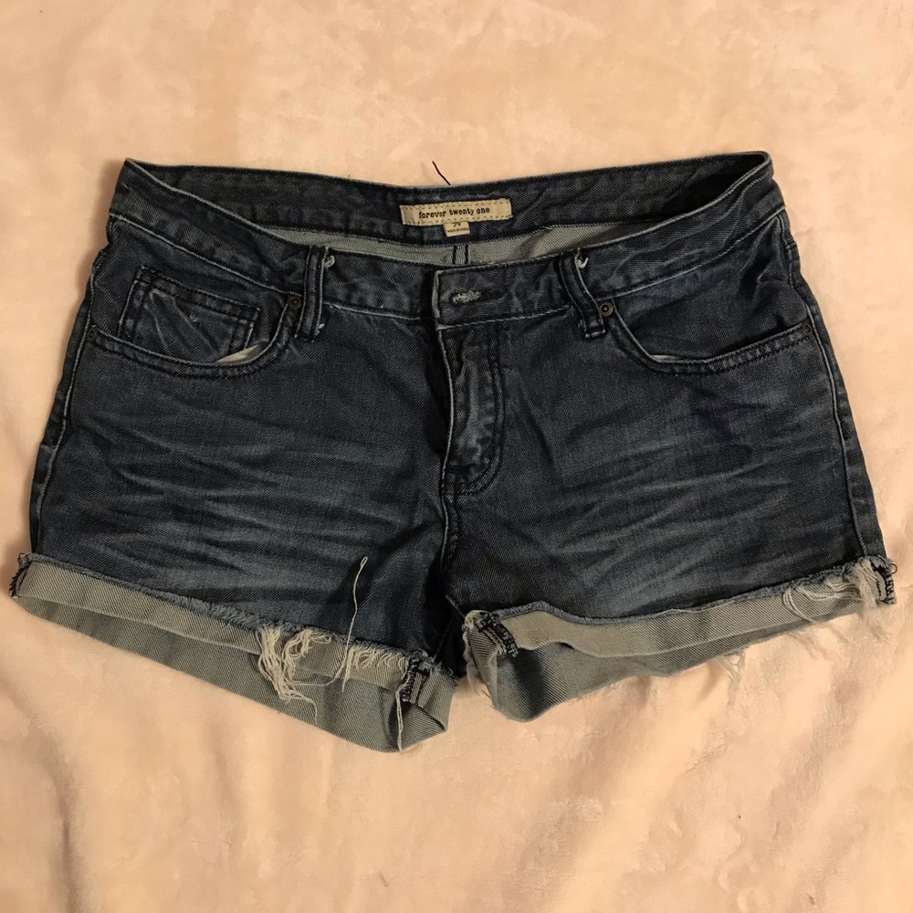F21 shorts 🩳